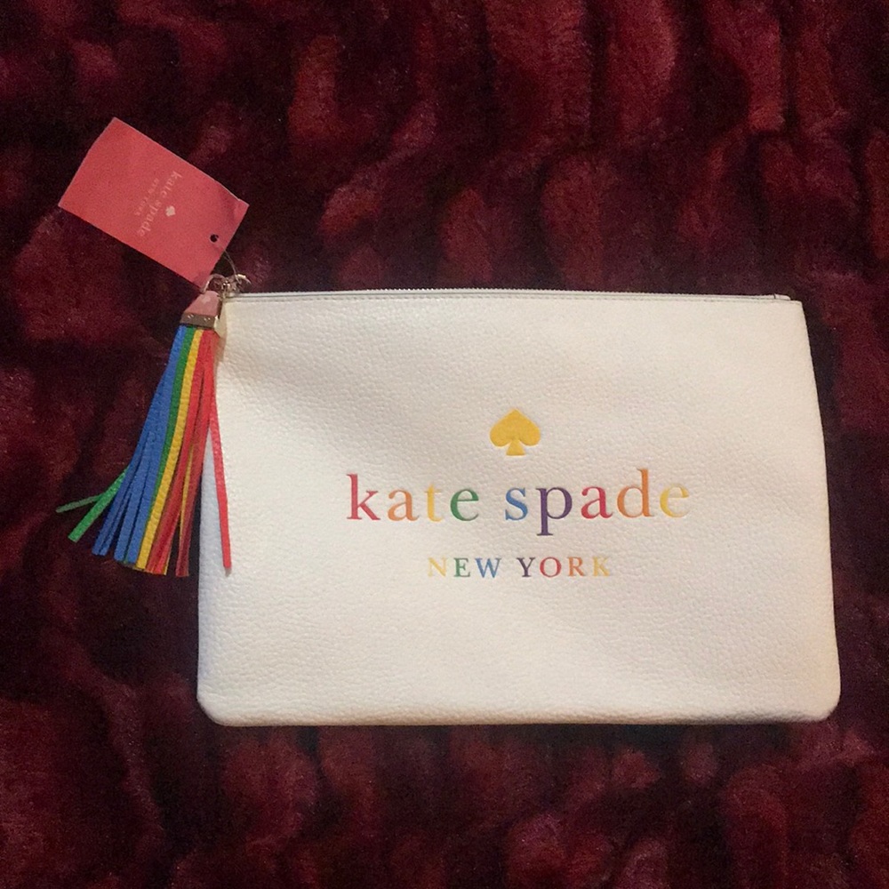 Kate Spade ♠️ wristlet